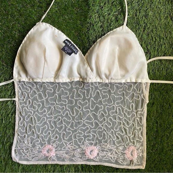 Off white Y2K top - Picture 13 of 16